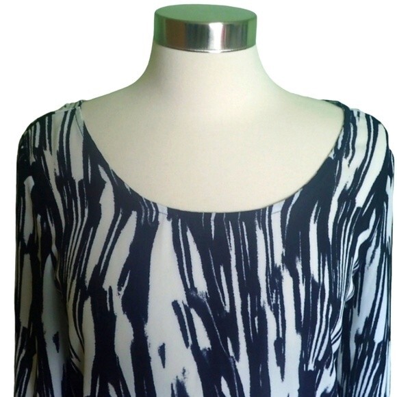 Charming Charlie Black & White Top - M - Picture 6 of 13